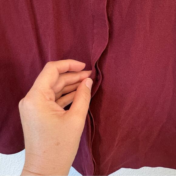 Eileen Fisher Burgundy Red Silk Button Down Shirt Womens XS Fall Preppy Casual - Picture 7 of 9